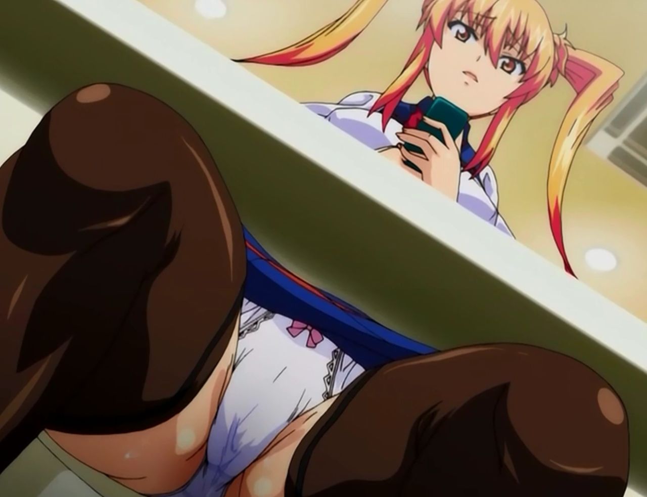 Inshitsu Otaku ni Ikareru Kanojo HQ screencaps page 4 full